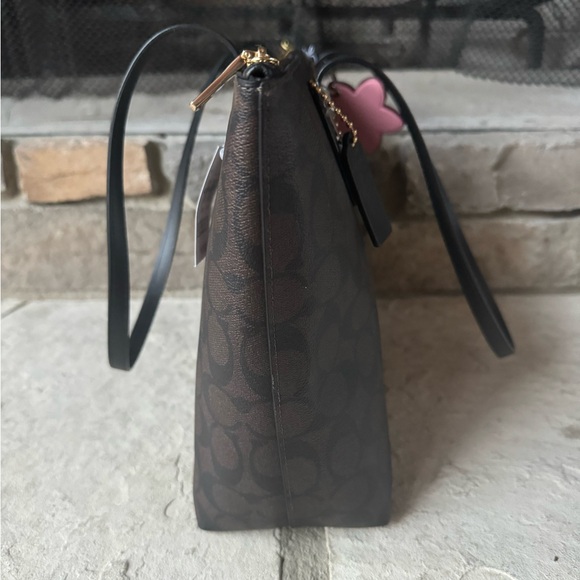 Coach Signature Brown Tote - Picture 4 of 6